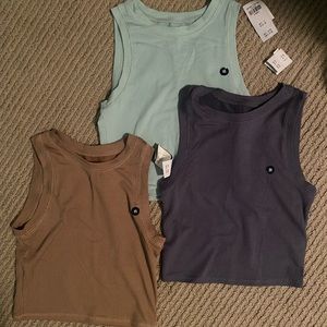 Hollister set of 3 light brown, mint, and blue tank tops.
